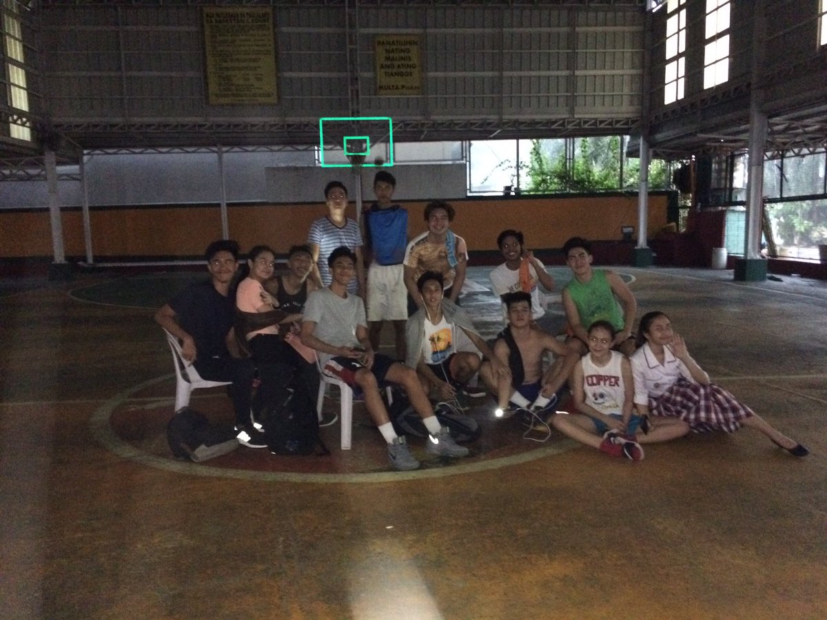 Inamenez029's tweet photo. Classmates to Family ☺️💖 #SOLID #ABM10 💪🏻 https://t.co/GDGcL7bwER