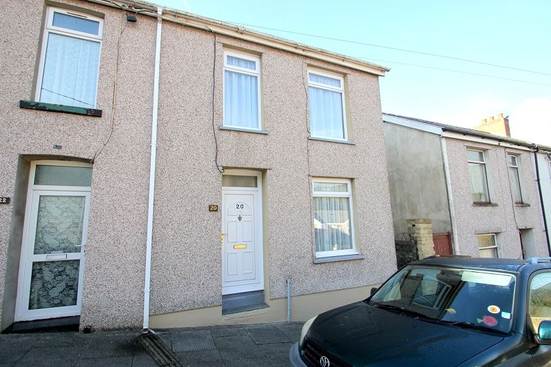 pm_premier's tweet photo. NEW: Hill Street 3 bed £525.00 pcm https://t.co/32WddkLzY6 https://t.co/VtdBwClVGe