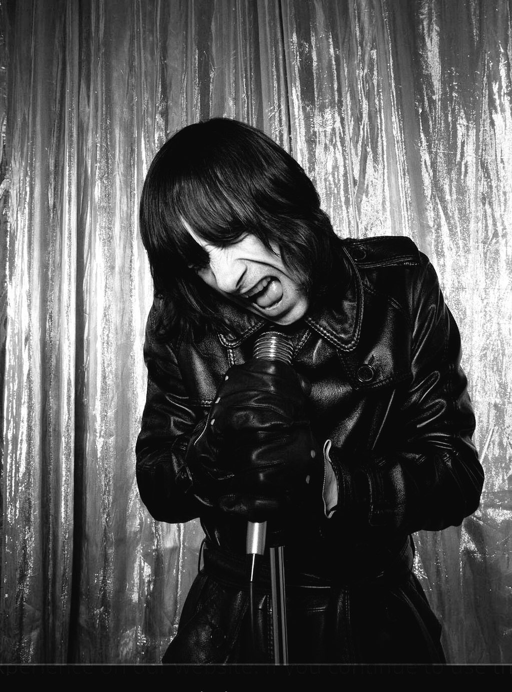 Happy birthday to the absolute star that is Bobby Gillespie of Primal Scream        