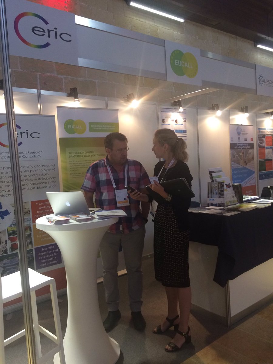 AMIRES_EU's tweet photo. Interesting discussions at @ENF_2017 in European Analytical RI Village with @esrfsynchrotron, #CERIC and @EuropeanXFEL on #AMIplexus. https://t.co/njTd7CgBLE