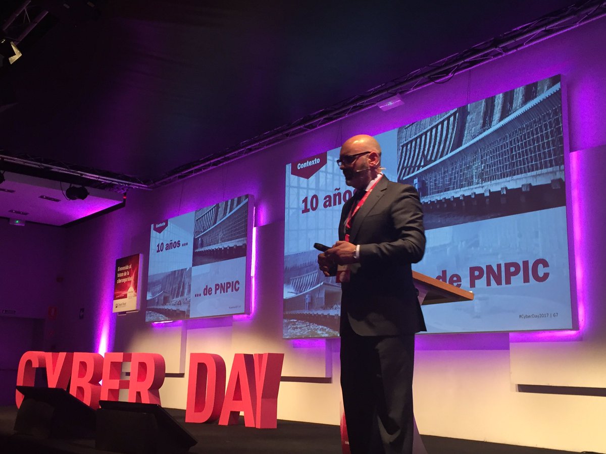 CheckPointSpain's tweet photo. Miguel García de Accountability Think Tank nos habla sobre la ciberseguridad de las infraestructuras críticas en el #CiberDay2017 https://t.co/WrwmN5hjlc