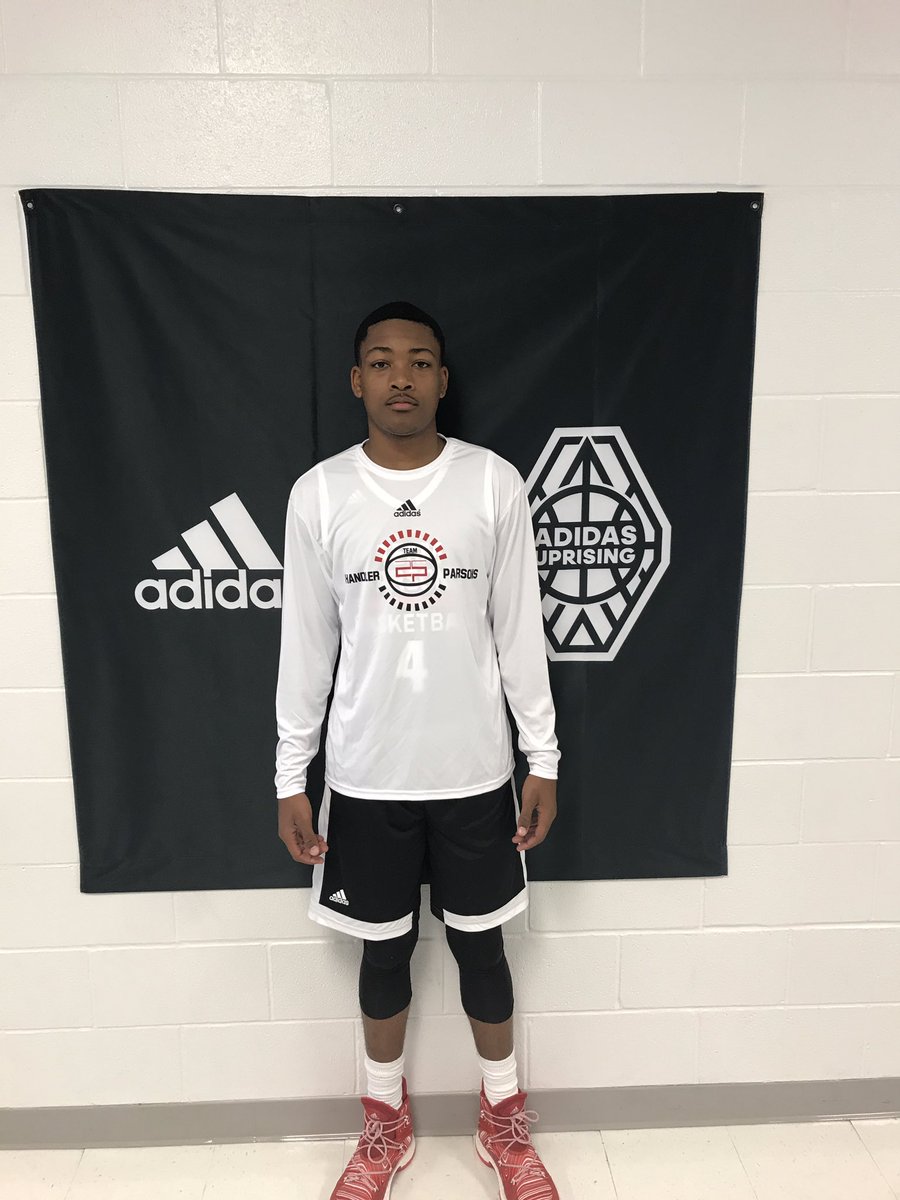 CP25CoachJemel's tweet photo. Another day at the office for 19' 6'5 SG Darin Green who had 18pts vs wiregrass &amp; 27 vs Tampa Catholic lastnight. @TeamCP25 @darin_green15 https://t.co/qBhoh9vWnm
