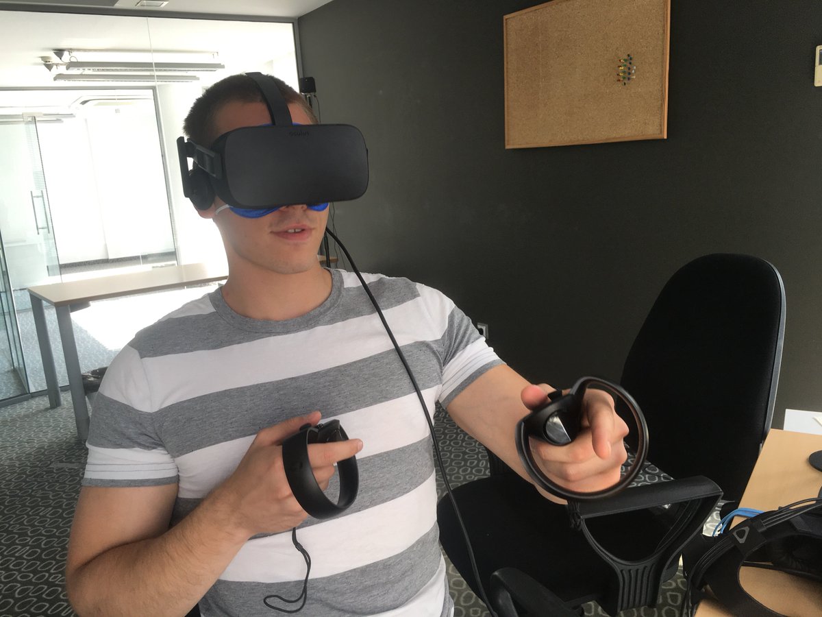 GavrilTonev's tweet photo. Testing our #CentroUI controls for #WebVR at #CoherentLabs! https://t.co/v2ccgyyXq6