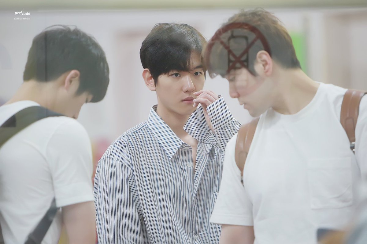 prelude0506's tweet photo. comes eventide and time slips not forward, but in reverse. #백현 #baekhyun https://t.co/u87lG27Y3H