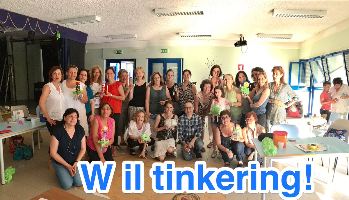icdallachiesa's tweet photo. I nostri docenti alla scoperta del #tinkering con @CyberParra e gli #scarabot! 
#scribblemachine @TinkeringStudio 
https://t.co/fsCwhGf0L9 https://t.co/YEVmJ8Zpee