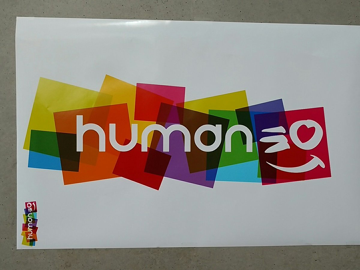 Whitou's tweet photo. #Humaneo c'est parti ! https://t.co/k2vPu6rQIJ