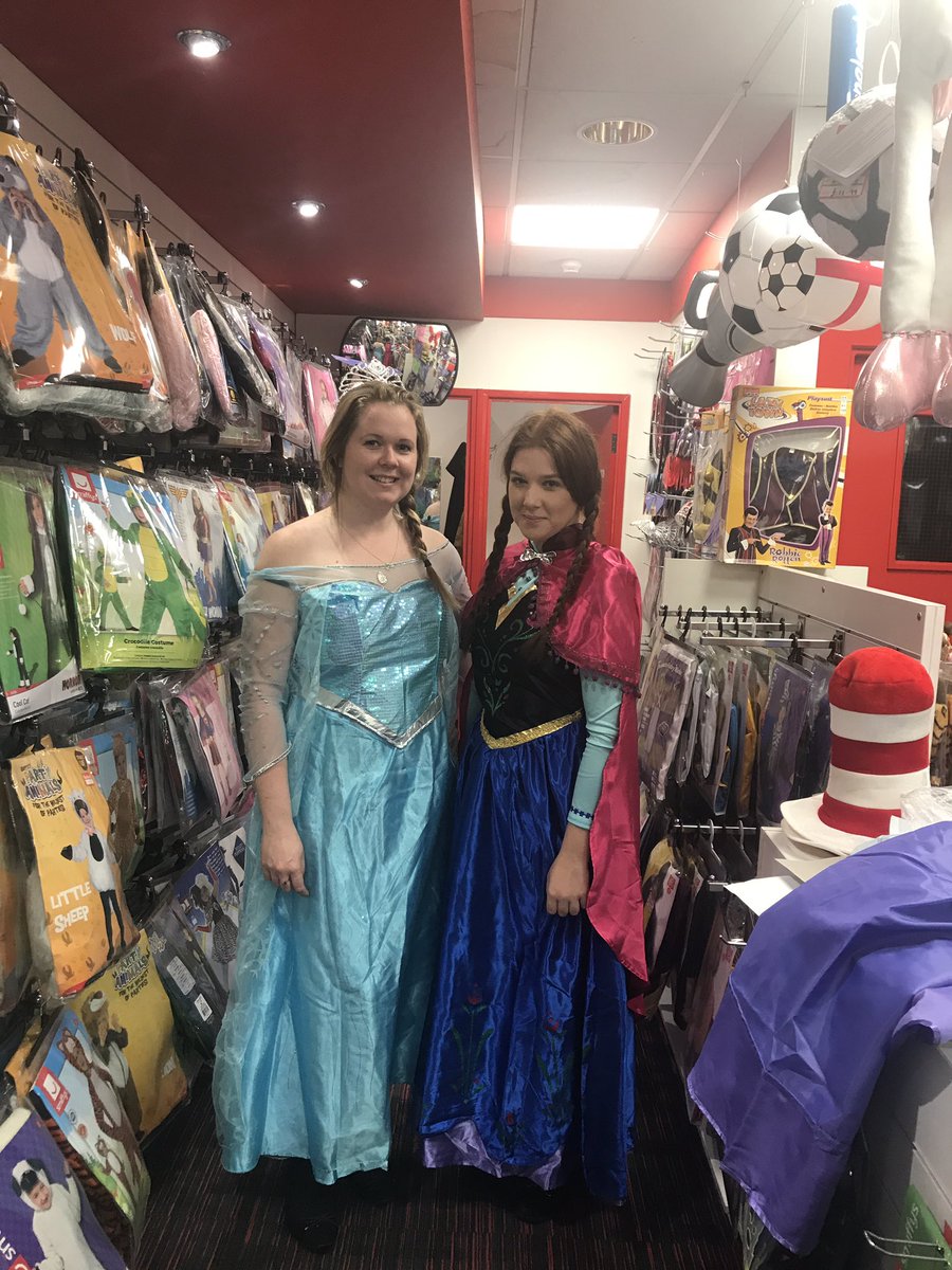HallmarkLivSth's tweet photo. Big thank you to the @SmiffysLiver staff for their help last week in getting our Sales team Christmas ready! https://t.co/faddJoDgaj
