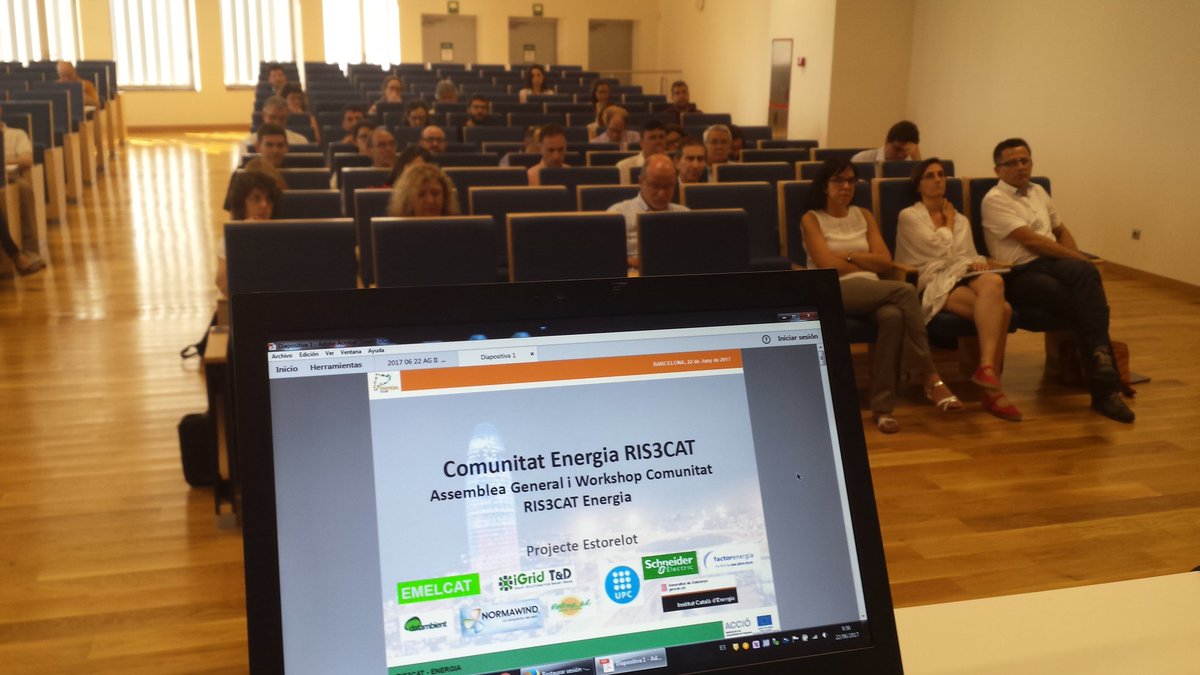 energia_ris3cat's tweet photo. Seguim amb l'#ESTORELOT. La Montserrat Mata d'Emelcat ens parla d'eines de gestió de la generació amb renovables #comRIS3CAT #Energia https://t.co/FQjQvARHh4