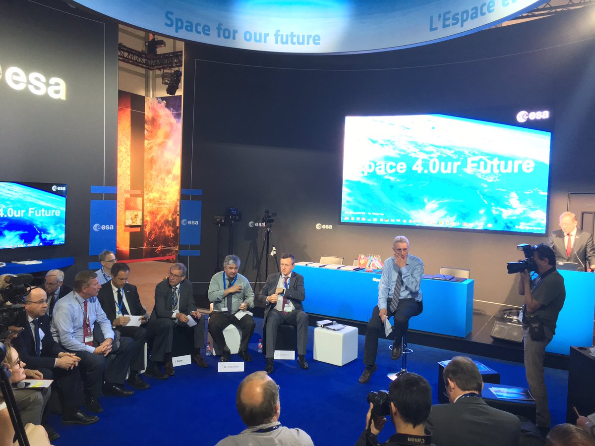 Watch live: Round Table on the exploitation of european launchers #Ariane6 &amp; #VegaC  esa.int/About_Us/Exhib… #SpaceBourget17 #PAS17