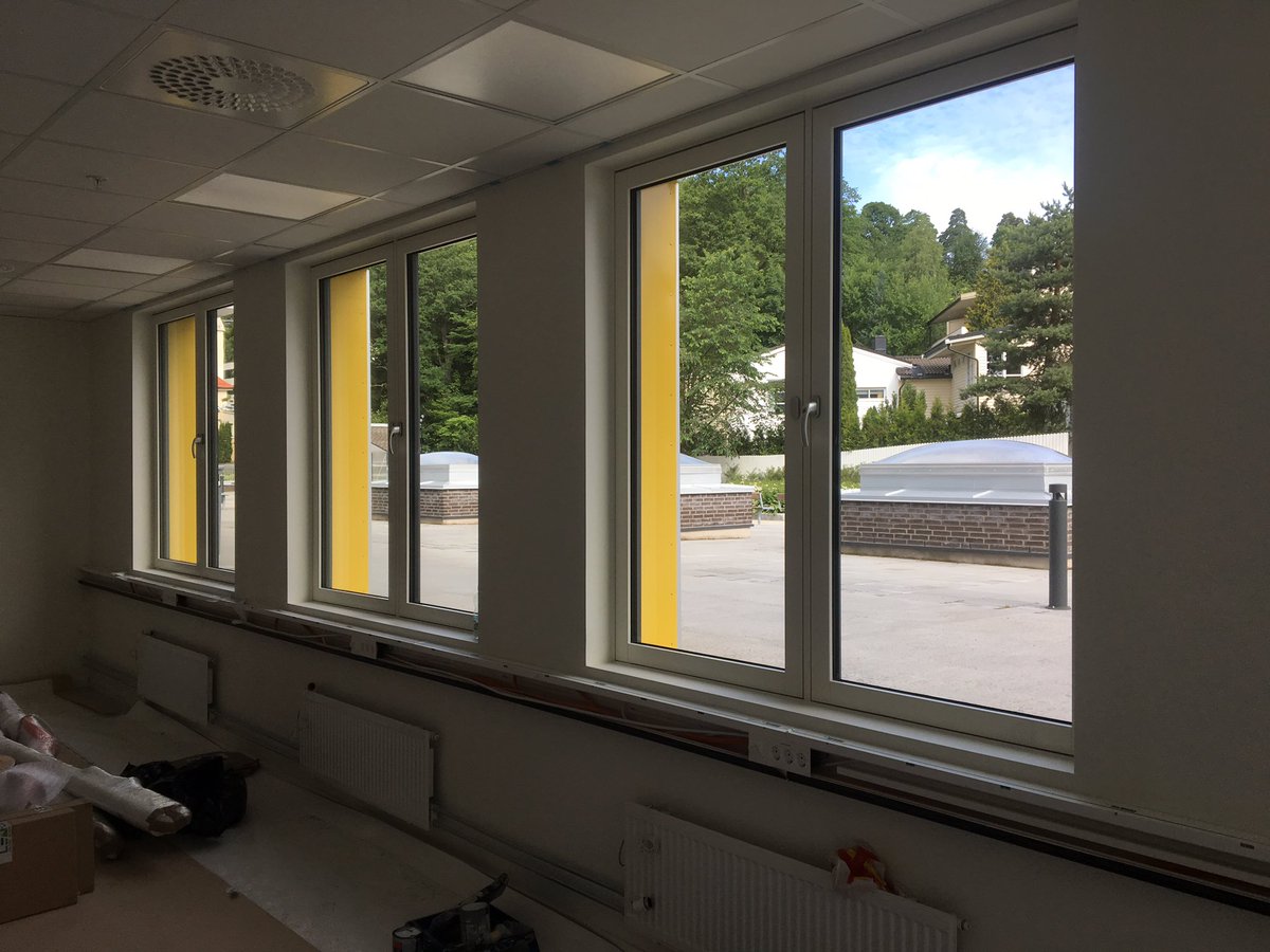 dekortekk's tweet photo. Solo el principio de 48 :p #decoración de #ventanas #3M #frost #vinilos #personalisados #exclusivos ;) #rotulos #Diseño #profesionales https://t.co/mKFTAWdXPQ