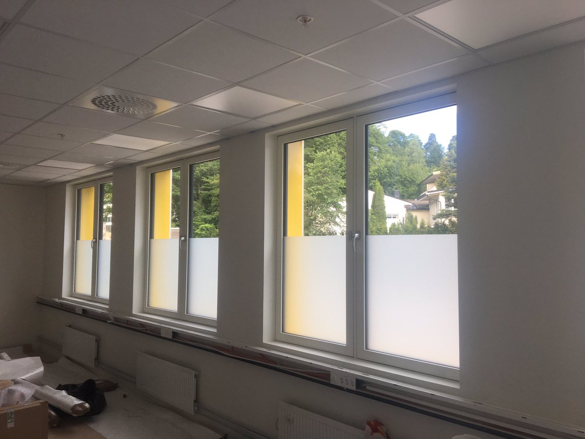 dekortekk's tweet photo. Solo el principio de 48 :p #decoración de #ventanas #3M #frost #vinilos #personalisados #exclusivos ;) #rotulos #Diseño #profesionales https://t.co/mKFTAWdXPQ