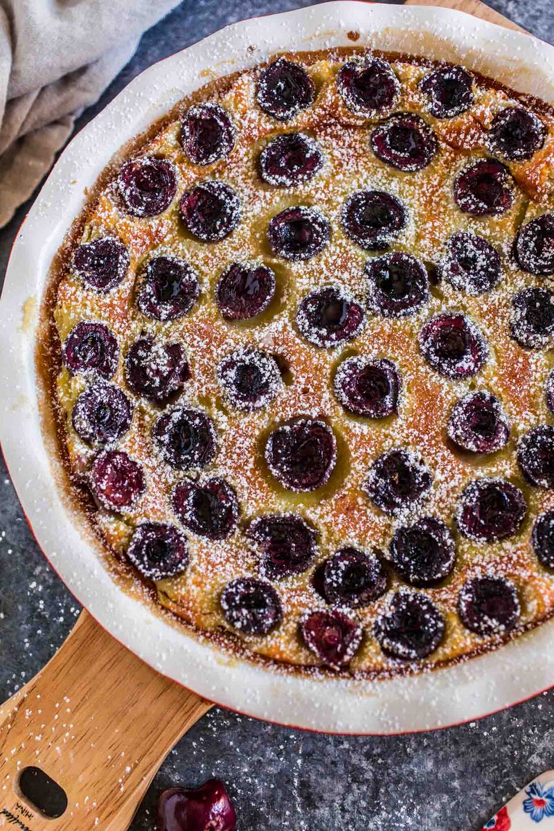thecaperberrycollective.com/seasonal-cherr… The great British cherry season is upon us! Check out this simple but delicious recipe by <a href="/oliviascuisine/">Olivia's Restaurant</a> #cherries