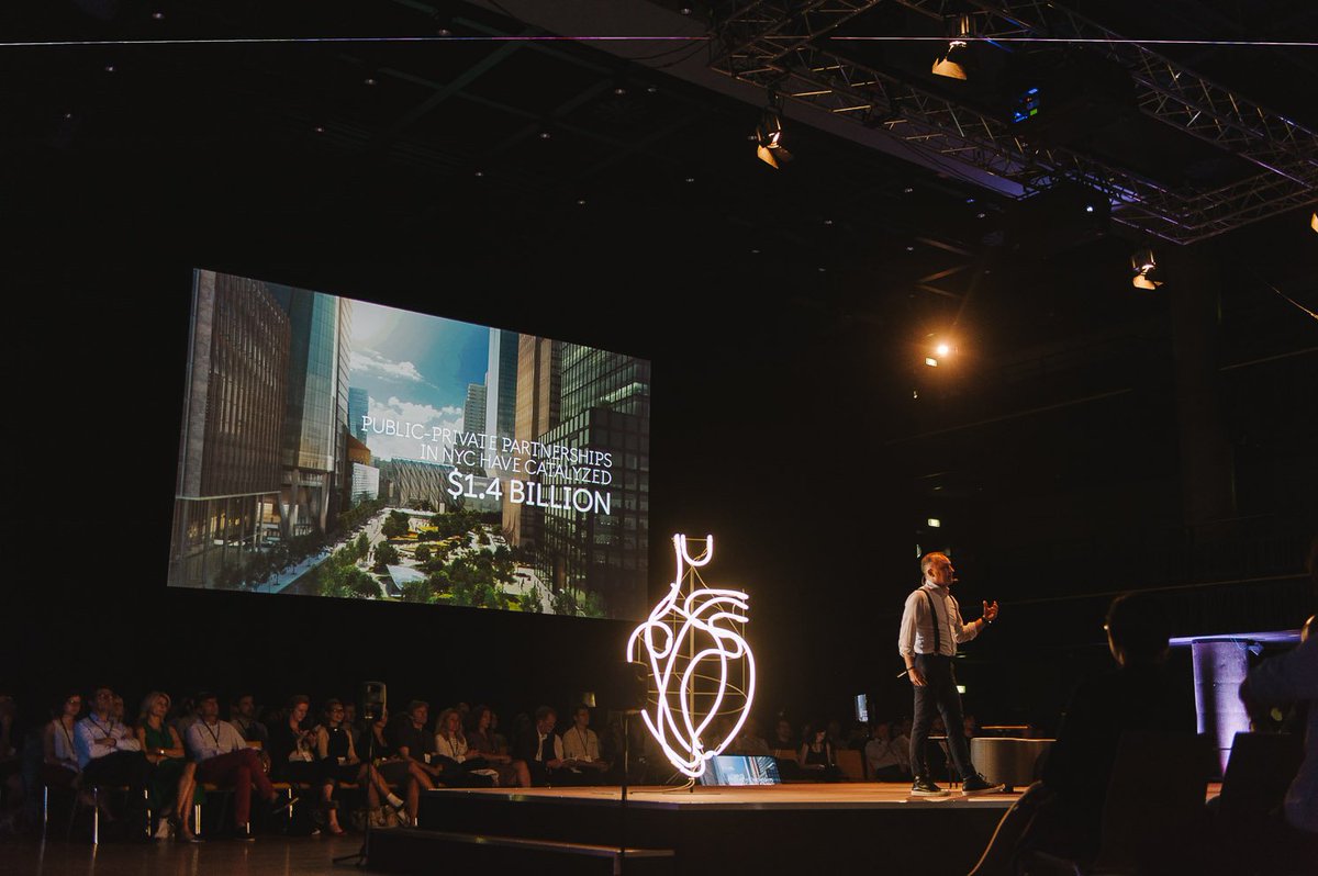 reSITE_'s tweet photo. #MartinBarry kicking off #reSITE2017 with some inspiring words. Follow IG stories @reSITE_ for insight into reSITE! #InvisibleCity #Prague https://t.co/QqaSVnqqtg