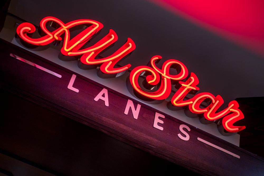 Andy_Dingaling's tweet photo. #ThursdayThoughts Great day for a team day out @westfieldstrat We've a belter lined up @AMOrbit @levismokehouse @Roofeast @allstarlanes https://t.co/9mQrRLXjlF