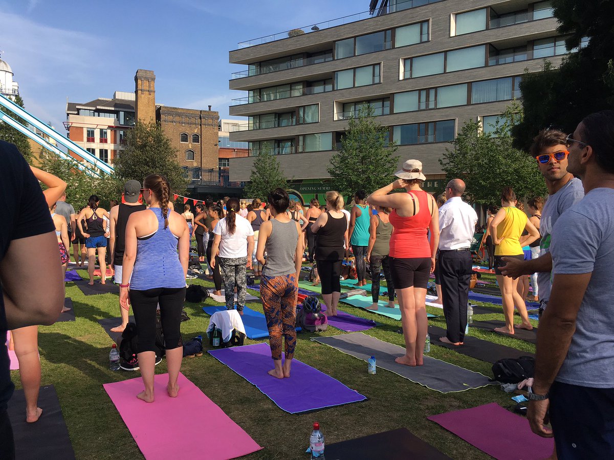 MLProfero's tweet photo. Thanks @runyogarun1 for inviting us down to Tower Bridge for an amazing free yoga session #SummerSolstice2017 #activeagency #agencylife https://t.co/i2k28gV2lb