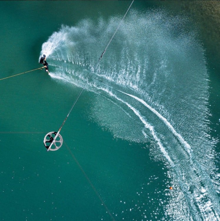 Fun in cope’n’waken: splash the security. Find the live streams on our Facebook. facebook.com/JobeWake/