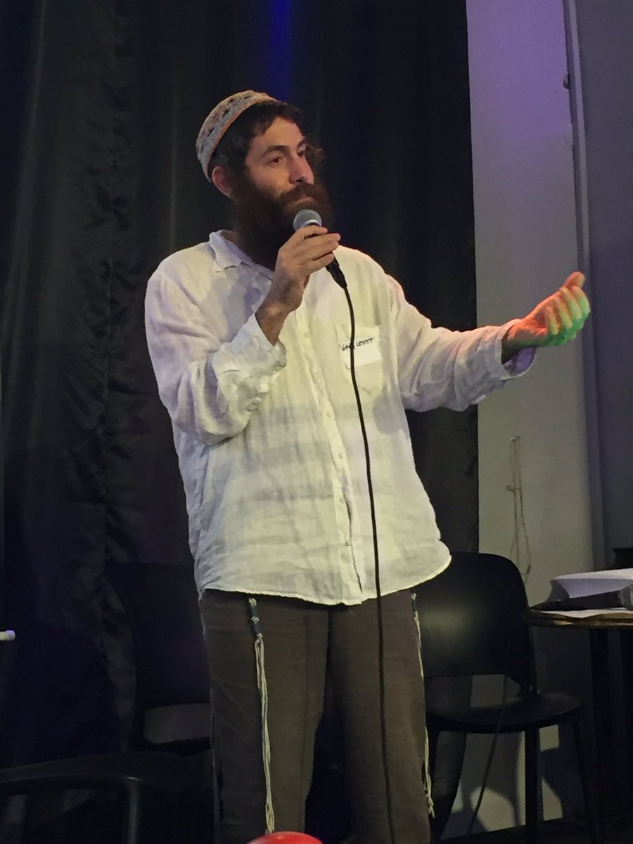 getwombat's tweet photo. Gary Levitt - Delight? Delight delight delight. It's such a kitch word. No. GOOSEBUMPS PEOPLE! #EmConJLM https://t.co/nmc8NDY8tt