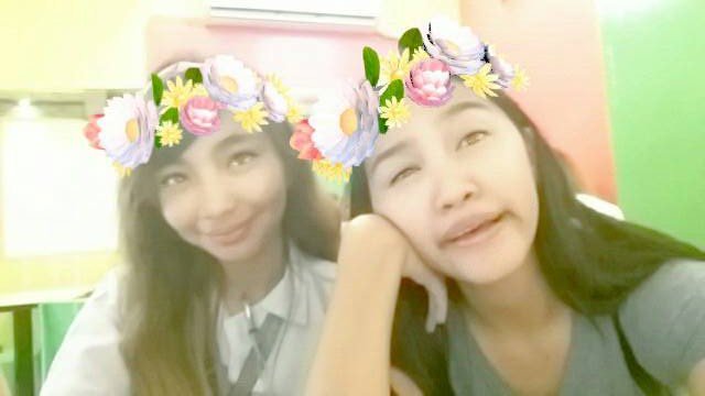 Jzllngracia's tweet photo. BS Pharma x BS Nursing #foodtripbuddy #Librarybuds https://t.co/mT6WiOjHix