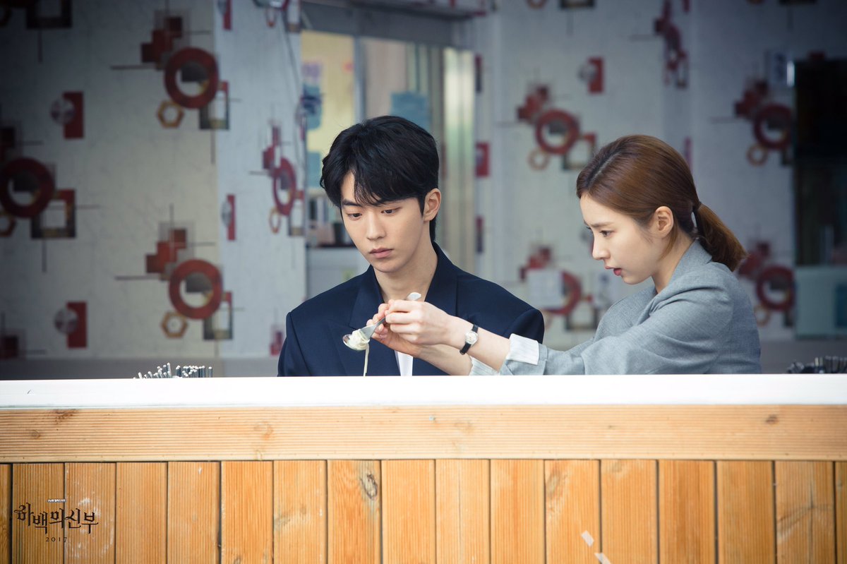 Korseries's tweet photo. นัมจูฮยอก - ชินเซคยอง ระหว่างถ่ายทำละคร #BrideoftheWaterGod (하백의신부) ออนแอร์ตอนแรก 3 ก.ค.นี้ ทางช่อง tvN💖 https://t.co/G8Iie1gAr4