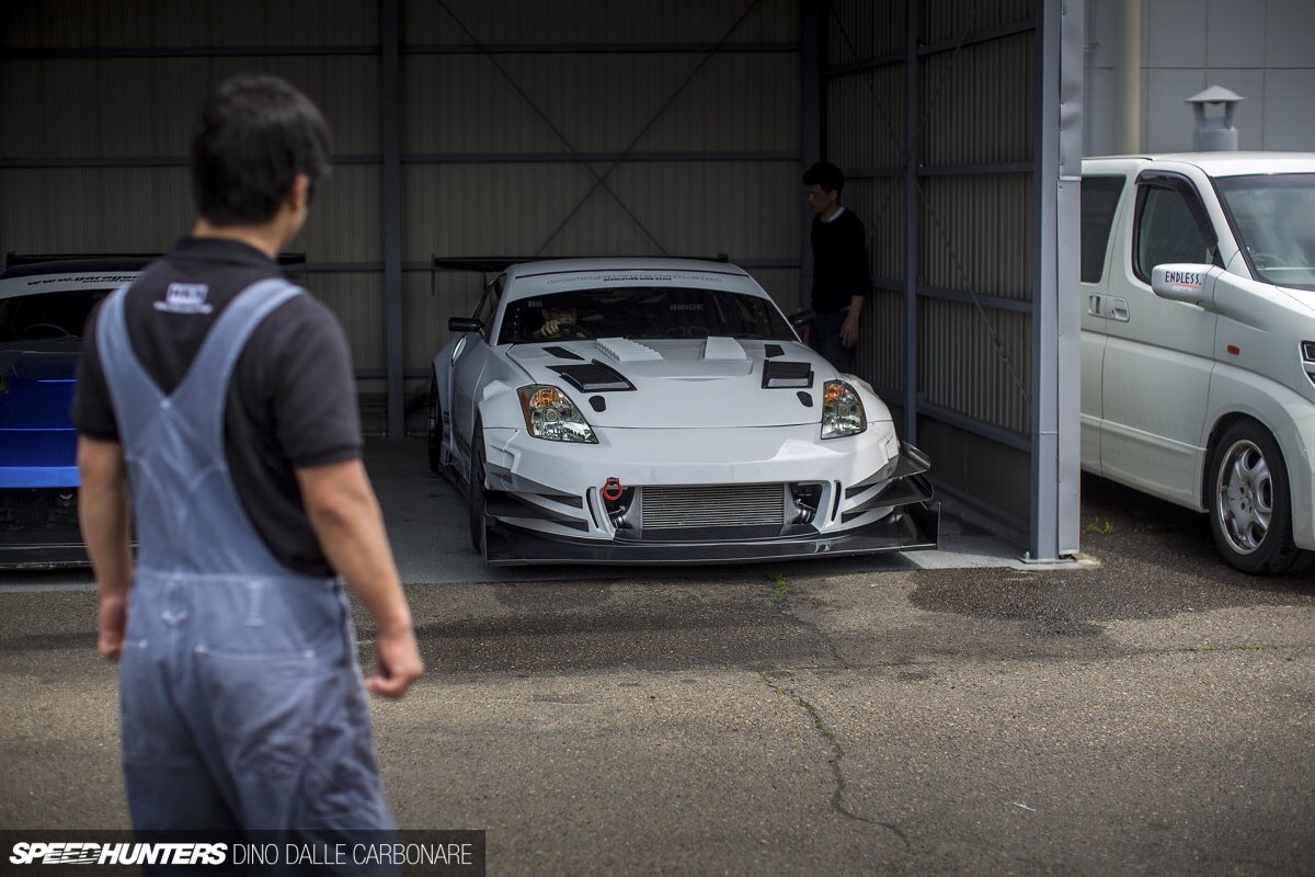 pick up car photo tweet media