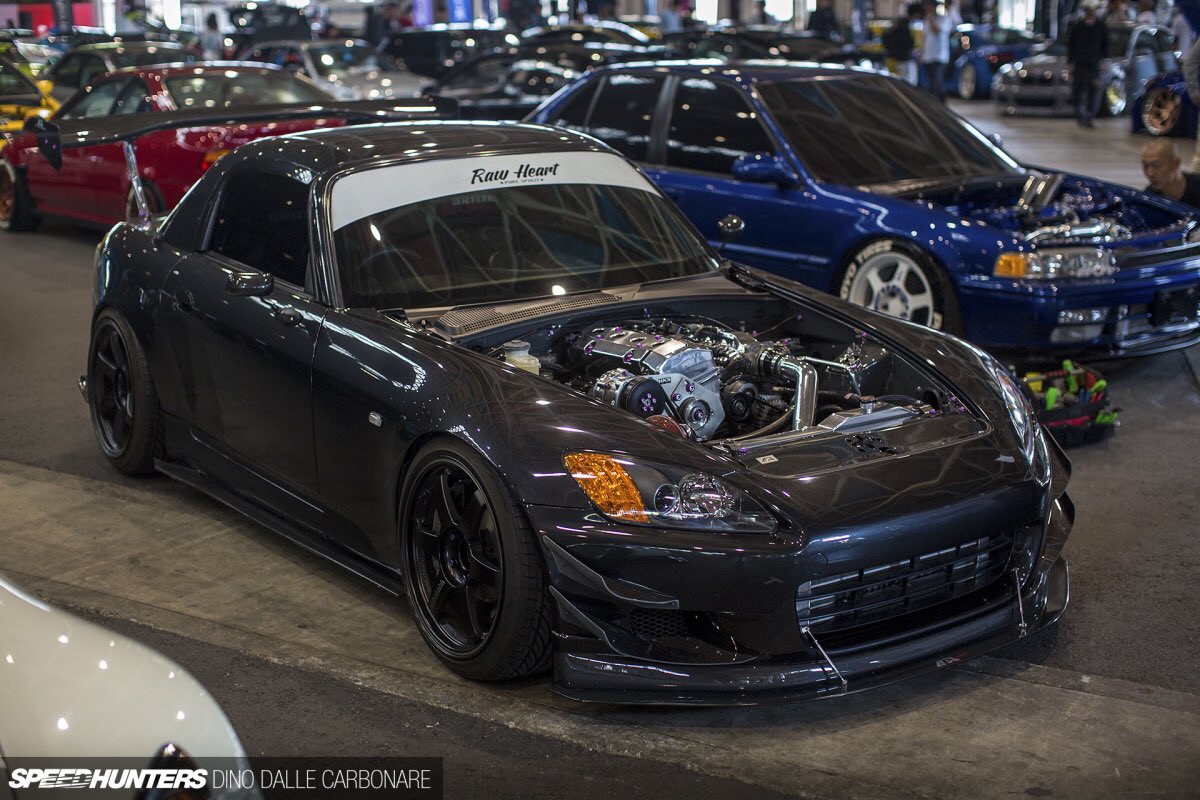 pick up car photo tweet media