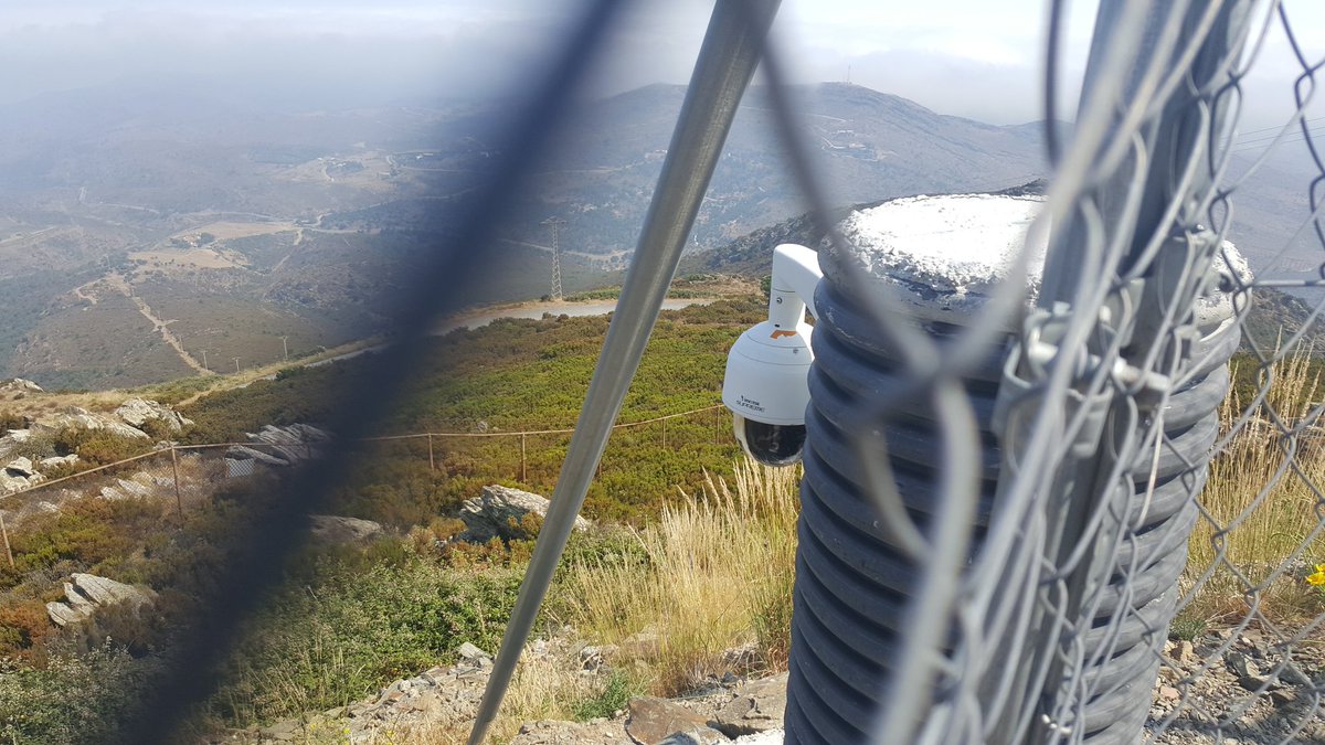 Josepmcervera's tweet photo. Avui a #EVA4 de Peni presentem 1a càmera de prevenció d'incendis forestals del #altempordà @bomberscat @ADFAltEmp @CCAltEmporda https://t.co/sITbBNGuWo