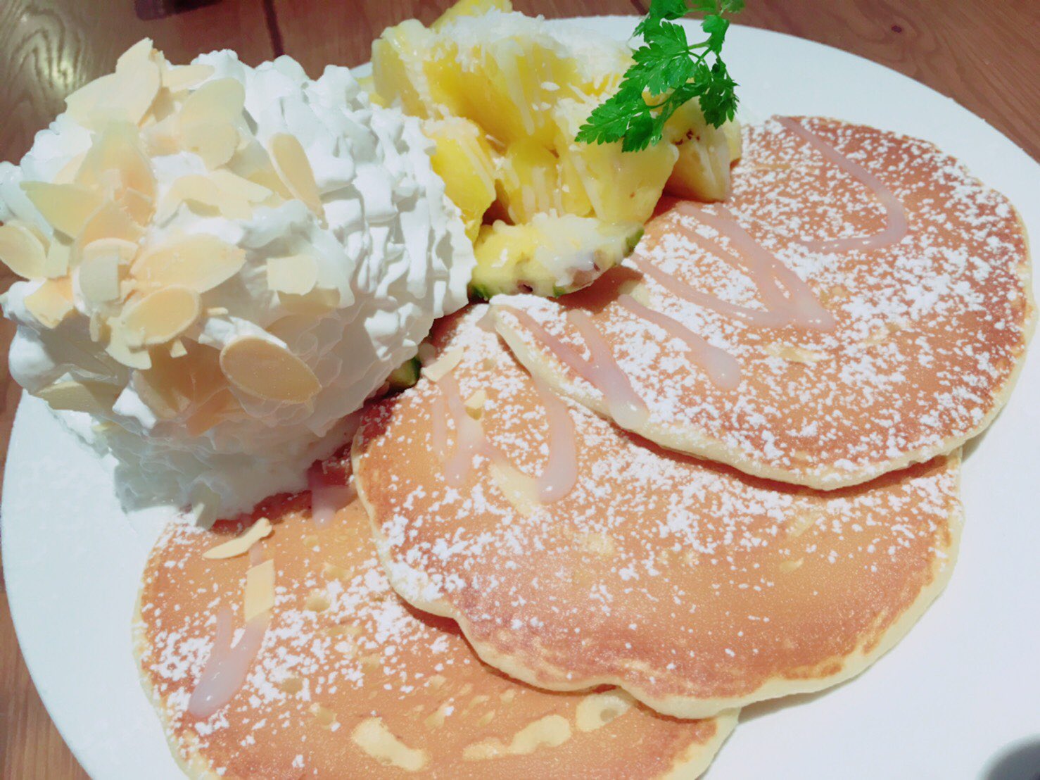 木戸衣吹 お昼は珍しくパンケーキの気分だった だが今は無性にゴテゴテのラーメンが食べたい気分である 甘いの食べれば しょっぱいものが欲しいよね O T Co Skljeinx61 Twitter
