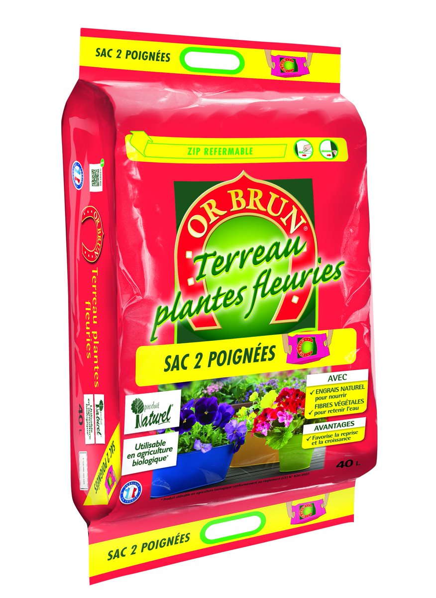 Merci à @SalonDuVegetal qui a récompensé notre sac de terreau plantes fleuries par le trophée d'argent #Innovert 
#pratique #SalonDuVegetal