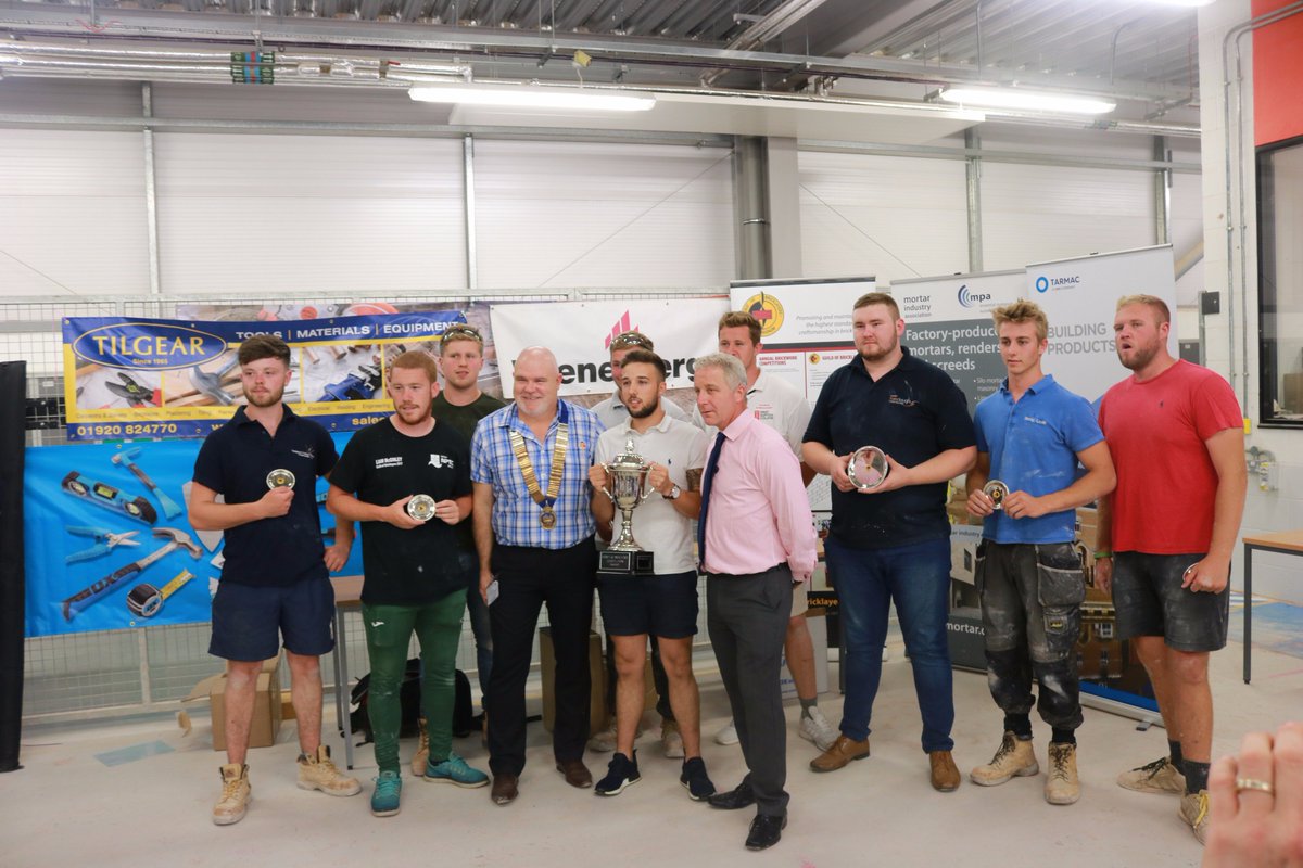 <a href="/GBricklayers/">Guild-of-Bricklayers</a> <a href="/barnsleycollege/">Barnsley College</a> <a href="/WestSuffolk/">West Suffolk College 🏳️‍🌈</a> Senior Competition Results

🥇 Tyler Pearce of @FEBrooklands 
🥈 Jack Markham of <a href="/BSDCofficial/">BSDC</a> 
🥉 Jordan Ireland of <a href="/RiversideColl/">Riverside College</a>