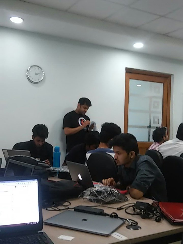 devlopezmec's tweet photo. #MOBConf @mobdevcon 
#missionmars @nasscomstartups https://t.co/lb06BO8J2p