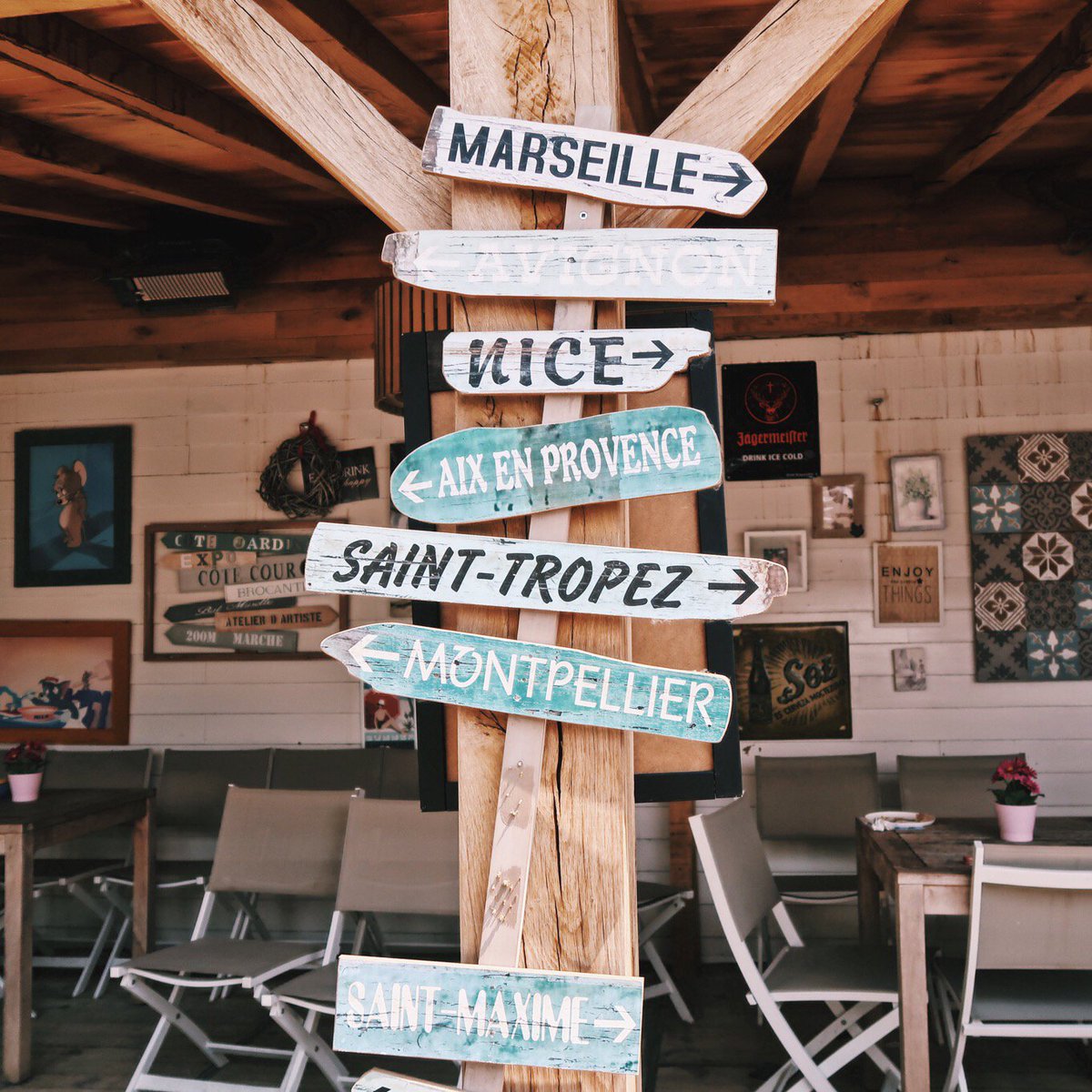 TheSpotlightBE's tweet photo. Naar waar zou jij gaan? Saint-Tropez? https://t.co/HJvPMa5gaX
