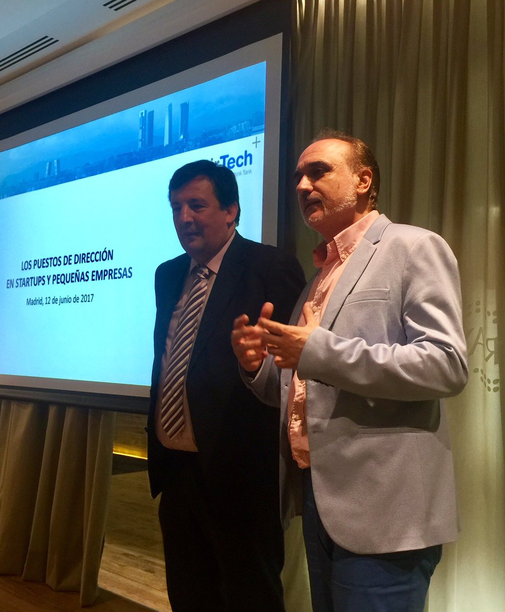 rocioguemes's tweet photo. Interesante #ThinkTank #DirTech en @Liferay_es gracias @SalvaMolina_COM @MarlonMolina, un placer aprender @LourdesMolinero @anaaldea https://t.co/VPvRxwQqxy