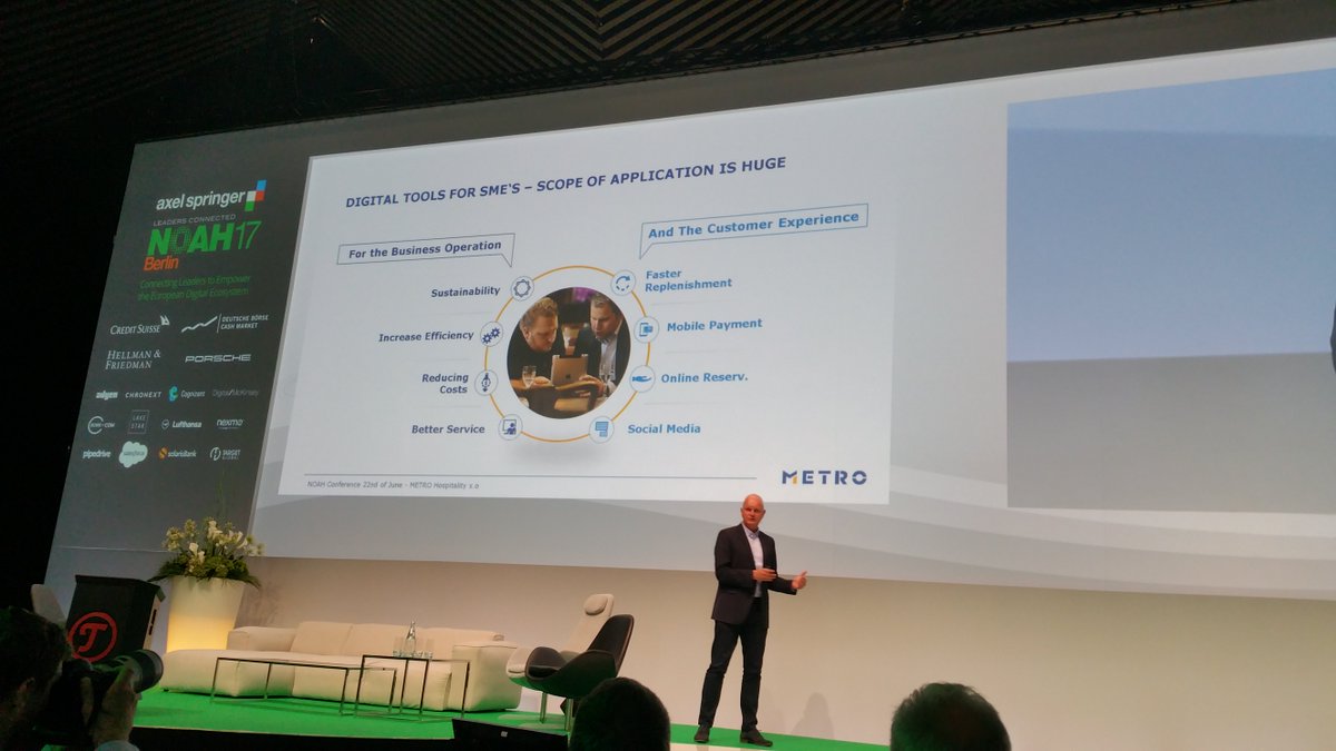 musti1507's tweet photo. Great key note by Metro CEO #OlafKoch at #noah17 #smartvie_de https://t.co/6fHYon6LX5