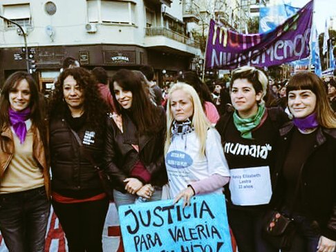 rebeca_18m's tweet photo. Hoy, junto a @vikidonda  en el Playón de la est.de #Tigre, jura de la bandera de los colegios primarios.
@1PaisTigre @MalenaMassa https://t.co/Tg7b1UkOJD