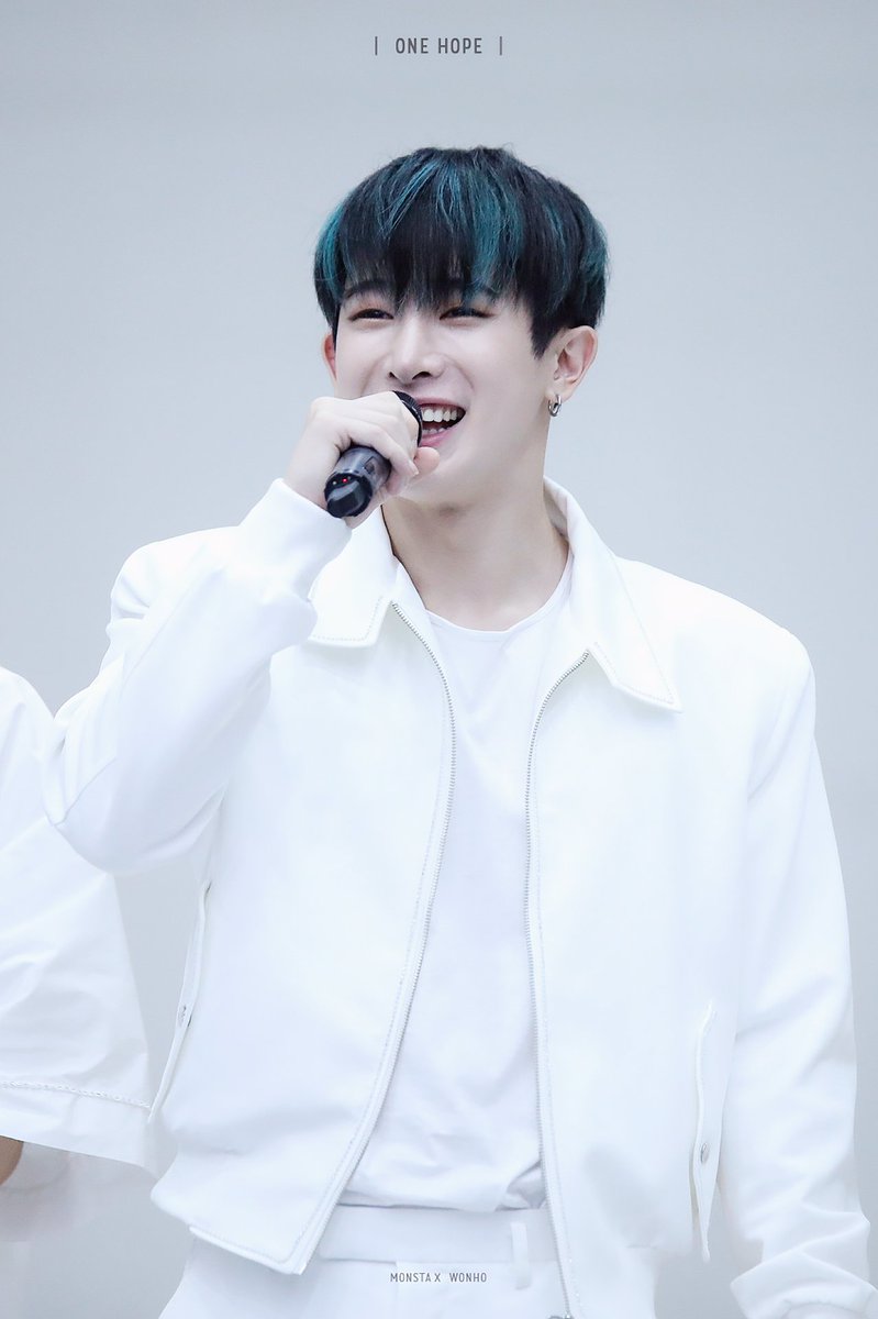 Onehope_WH's tweet photo. 170623 laughing the clouds away(*´∇`*)
#MONSTA_X #몬스타엑스 #원호 #WONHO #SHINE_FOREVER
#샤인포에버  @OfficialMonstaX https://t.co/0M7JjLqAin