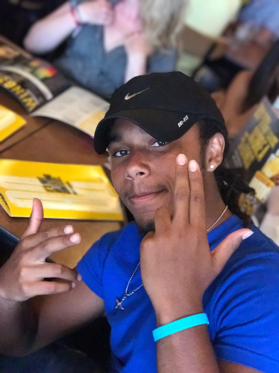 Official1kZay_'s tweet photo. Times tickin 👀 #VCUMen https://t.co/Tsbn9ddRam