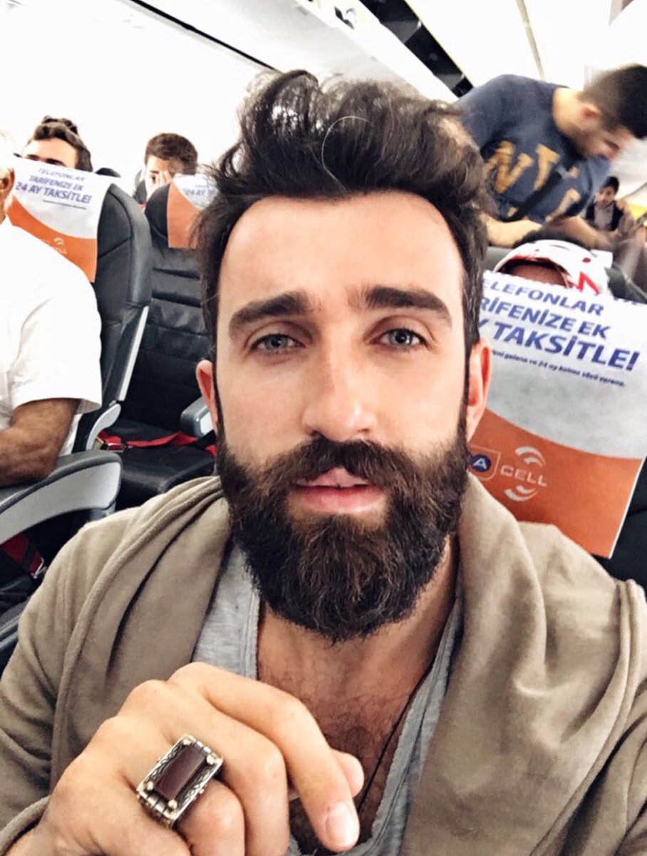 bahadirderici's tweet photo. Bekle beni Erzurum iftara sendeyim 😎😎 #bahadırderici #bahadır #başkan #BDerici #erzurum #iftar #ramazan https://t.co/E8E3Q0AEwb
