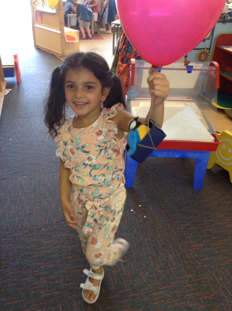 GLPrimary's tweet photo. #GLproblemsolvingweek
Hot air balloons! https://t.co/flu50C4wUO