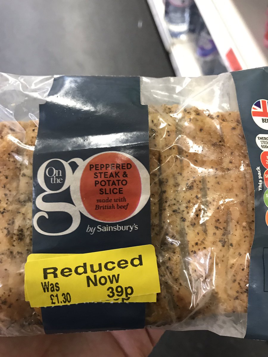 HowardFreeman's tweet photo. Late lunch #finedining #sainsburys #39p! https://t.co/fAVkZbgqjy