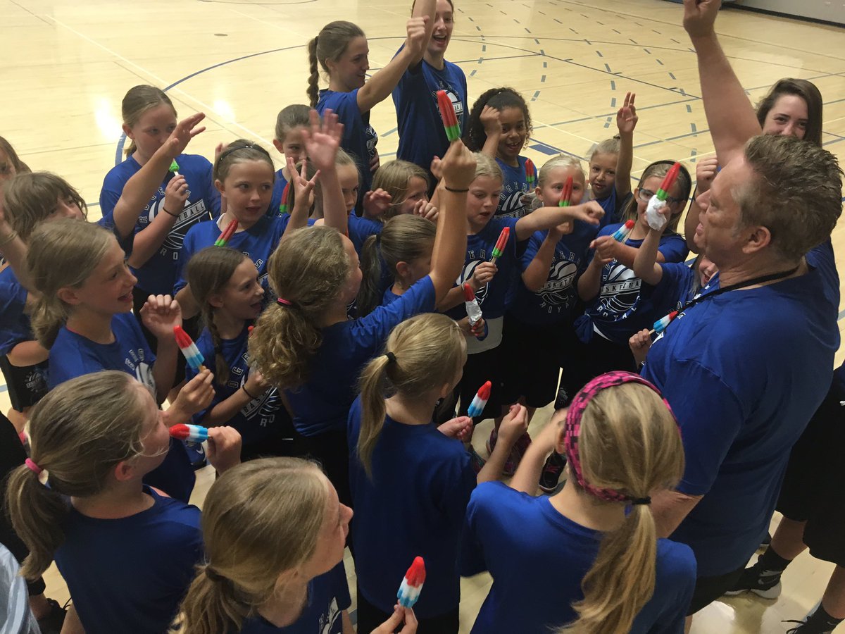 RogersGBB's tweet photo. And that's a wrap with our 3-5 graders! #basketballcamp #royals https://t.co/Hnn9OXlhLG