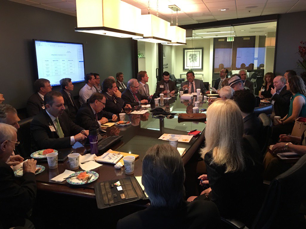 ShawEric's tweet photo. @_allCities_ #encino full house host #RSJ #CPA #alankazden moderator #peterstephan #CPA #taxresolutioninstitute https://t.co/QH98OKfGyS