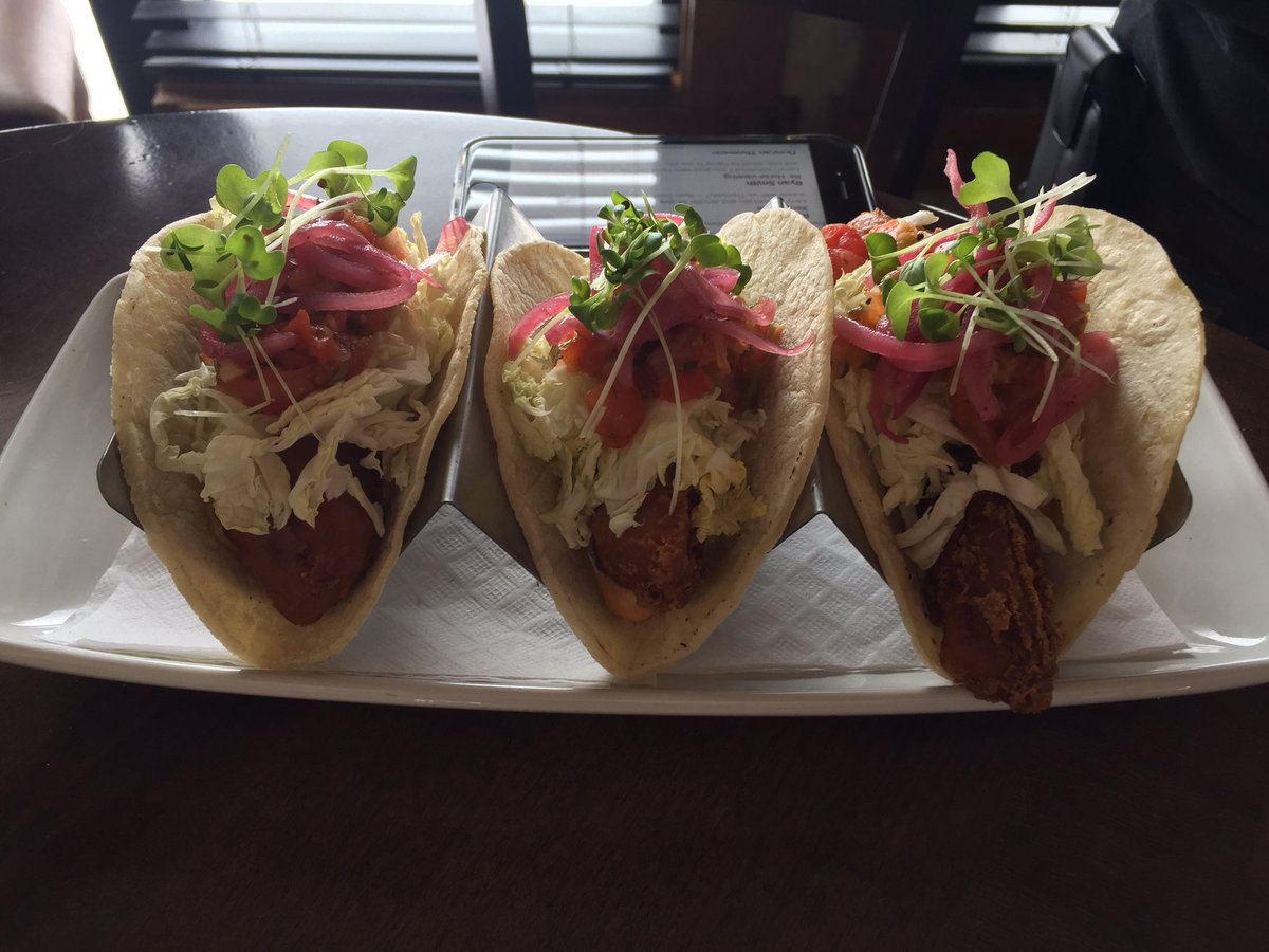 Rose & Crown Calgary tweet media