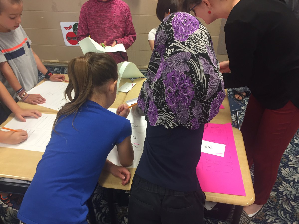 mllevaughan's tweet photo. Such a fun day @msog_sm meeting new friends and learning so much! @ugdsb @MmeLabelle @VPSFamily https://t.co/oM7U0Uvmx8