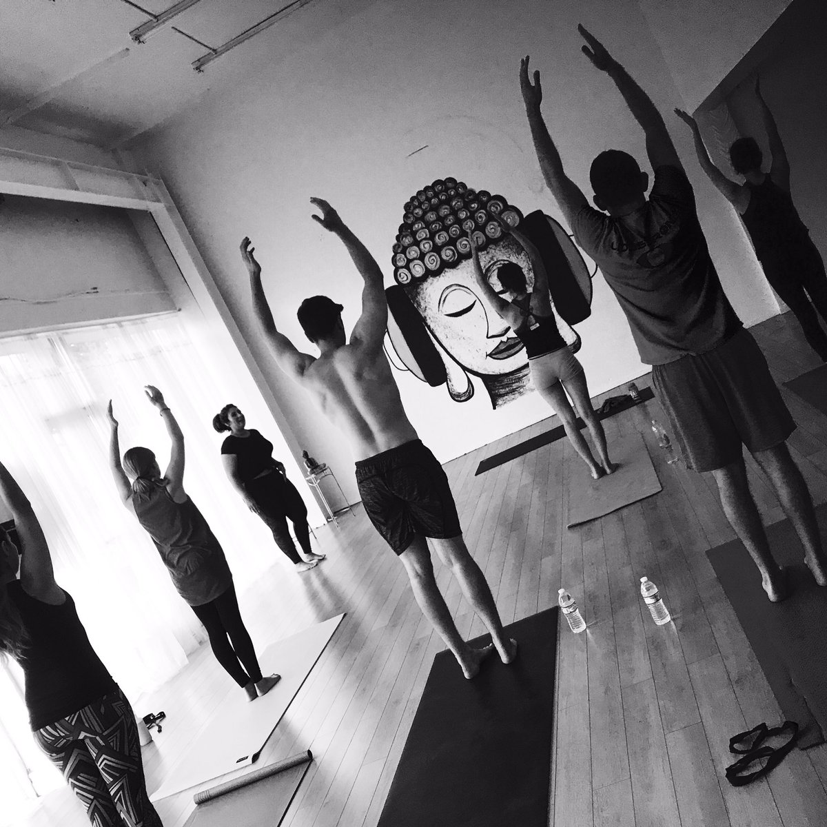 studiotwosixtwo's tweet photo. Buddha+Beats. Perfectly blend hip hop and mindfulness at #studio262 🙏🏽 🎶
#buddhaandbeats #respectyourhustle #respectyourflow #yoga #pilates https://t.co/z8Y0XePaHH