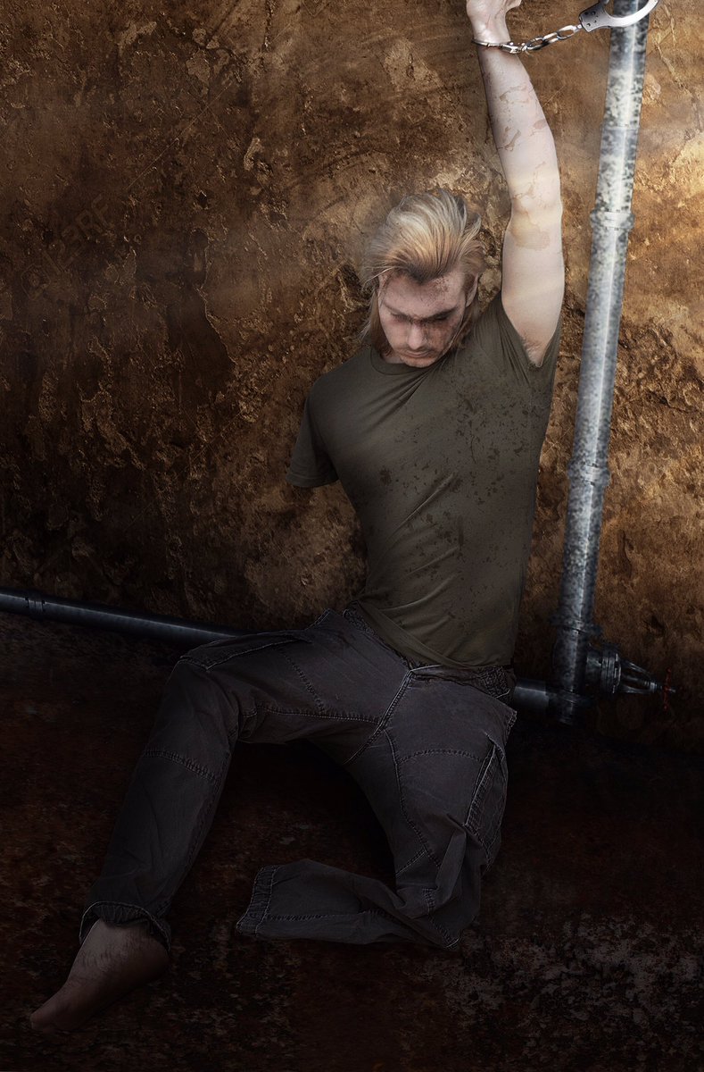 Greptyle's tweet photo. Just to Suffer #cosplay #cosplayer #metalgear #metalgearsolid #mgs #mgsv #metalgearsolidv #mgsvcosplay #kaz #miller #videogames #gaming https://t.co/YzQOnIZ4dS
