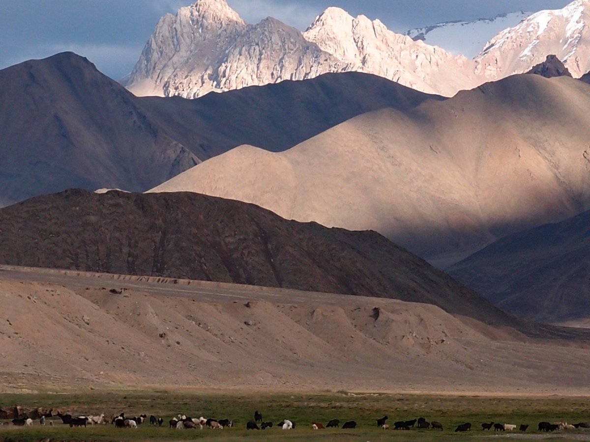 Who will pray for the unreach in the majestic mountains of Tajikistan? Learn more at joshuaproject.net/countries/TI?u…