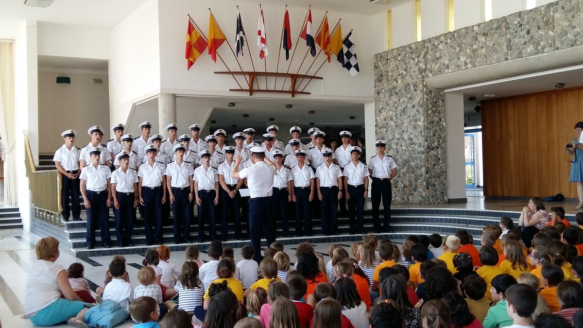 Eleve De L Ecole Navale 4 Lettres