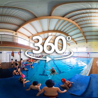 Si queréis experimentar qué se siente al ser un alumno más del <a href="/SanJorgeColegio/">Colegio San Jorge</a> #RealidadVirtual youtu.be/-ffvYeshHyo