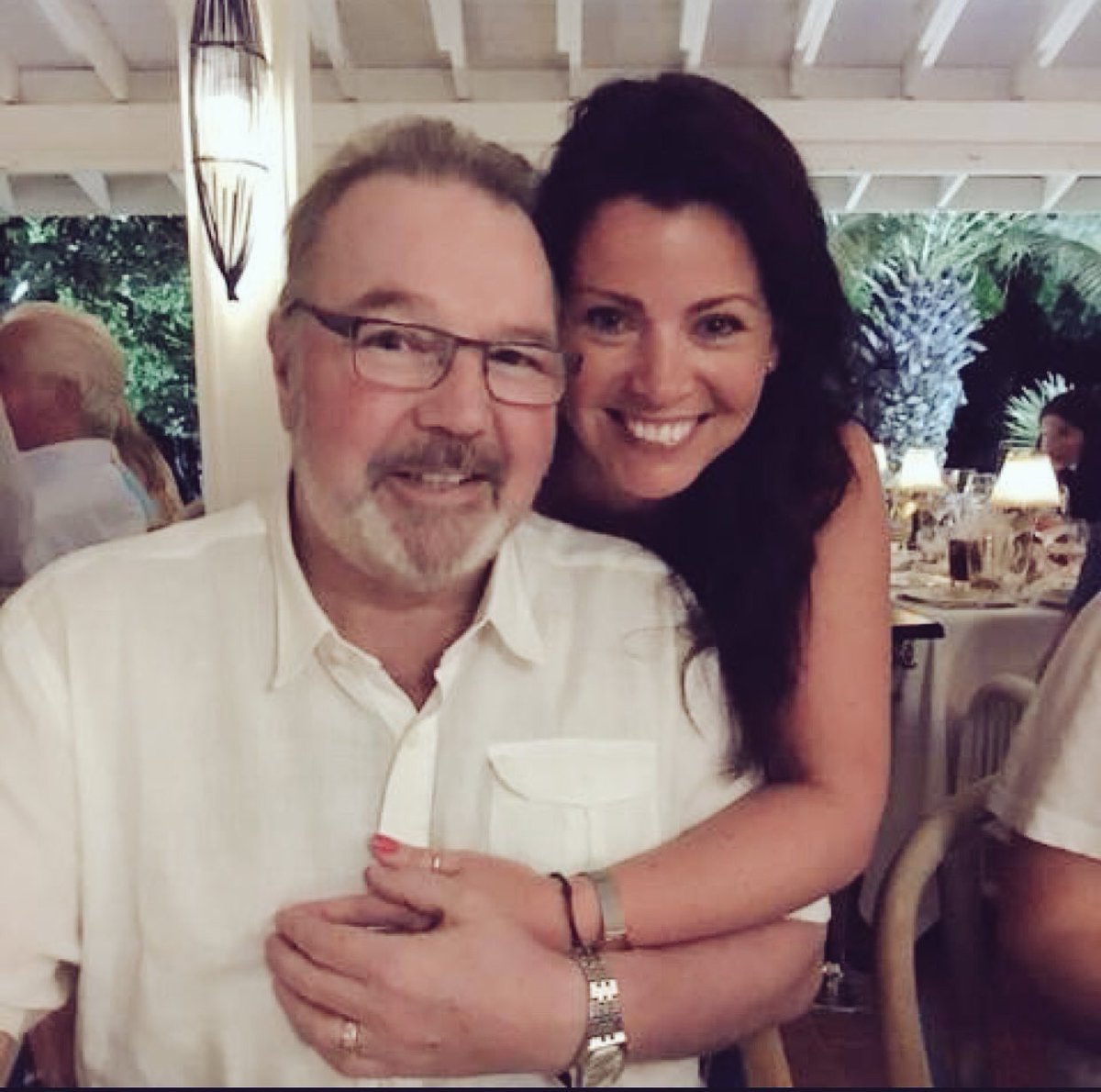 magicxpayne's tweet photo. This man was absolutely incredible. My heart goes out to Anne and her family at this difficult time #riprobintwist https://t.co/9rCpVhMhvB