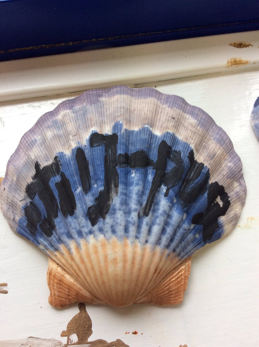 Some gorgeous shell art where we've used Hokusai for our inspiration, just like Kensuke does!